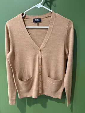 Lord & Taylor Petite Women’s Camel/Tan V-Neck Button Cardigan, NWOT